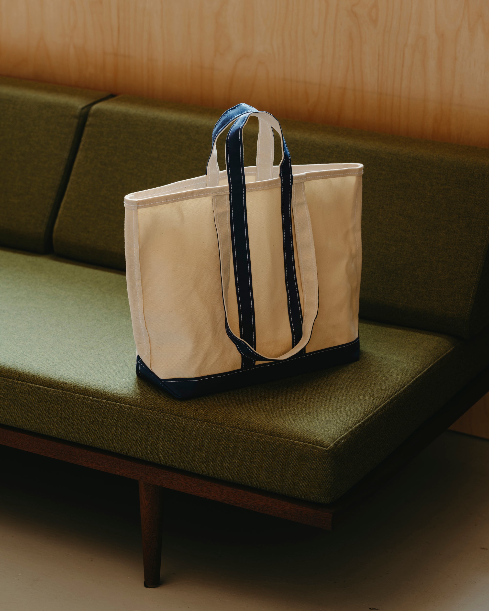 Market Tote – Natural/Navy
