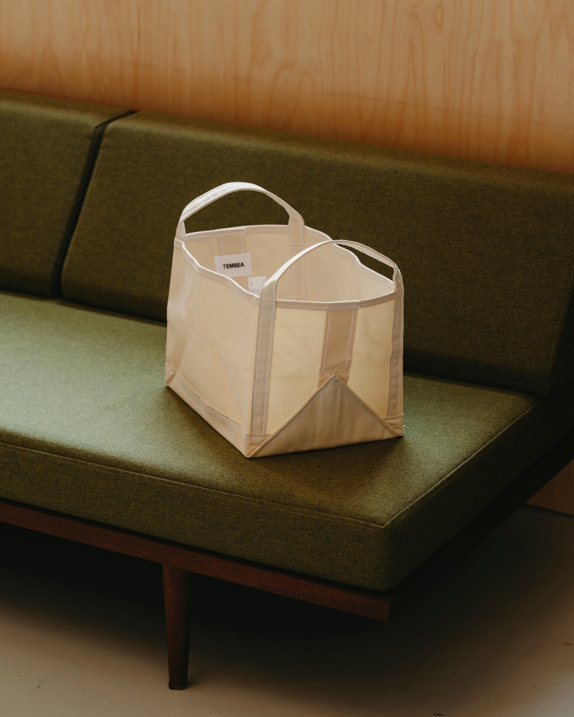 Medium Book Tote – Natural/Natural