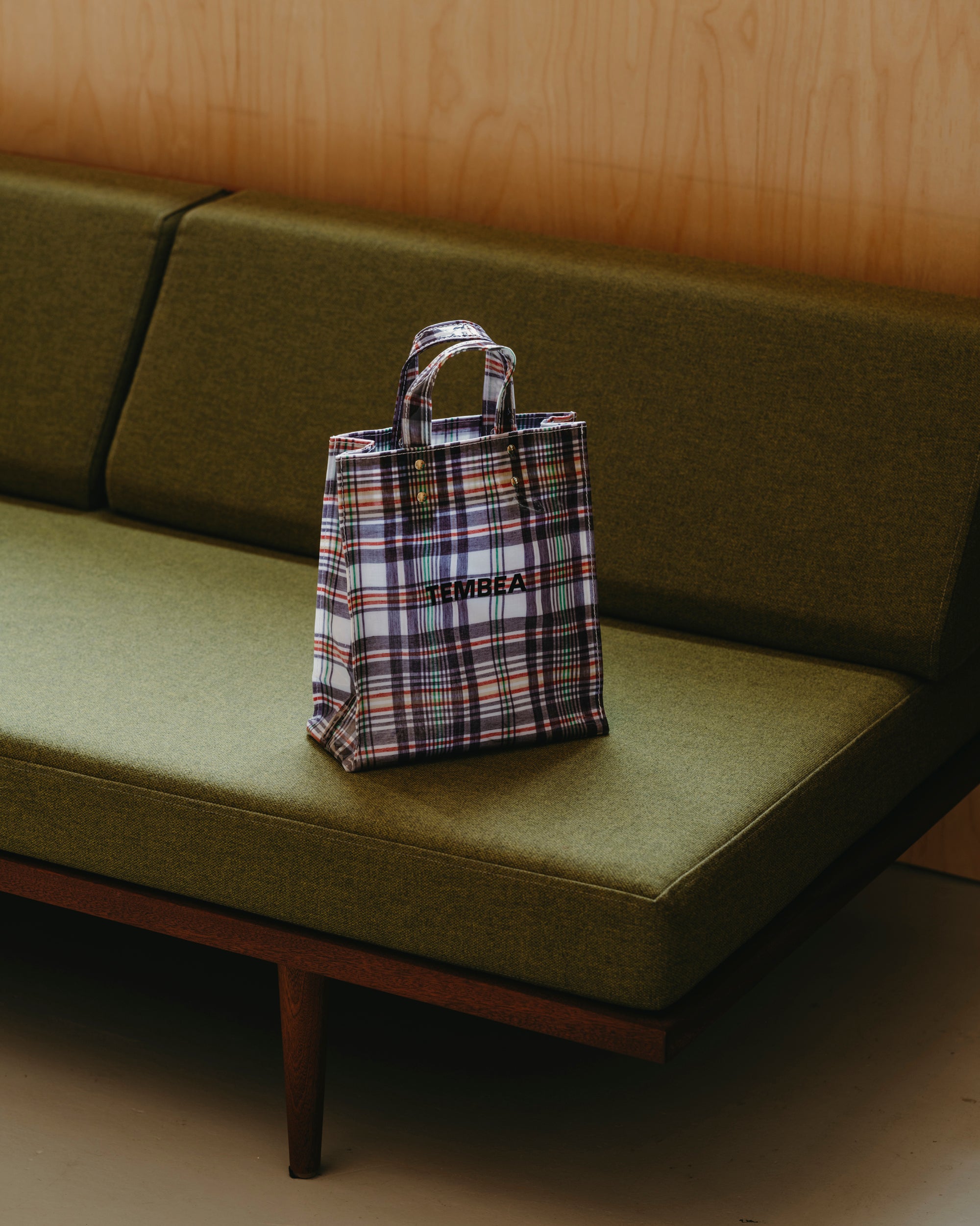 Small Paper Tote – Checkered Navy