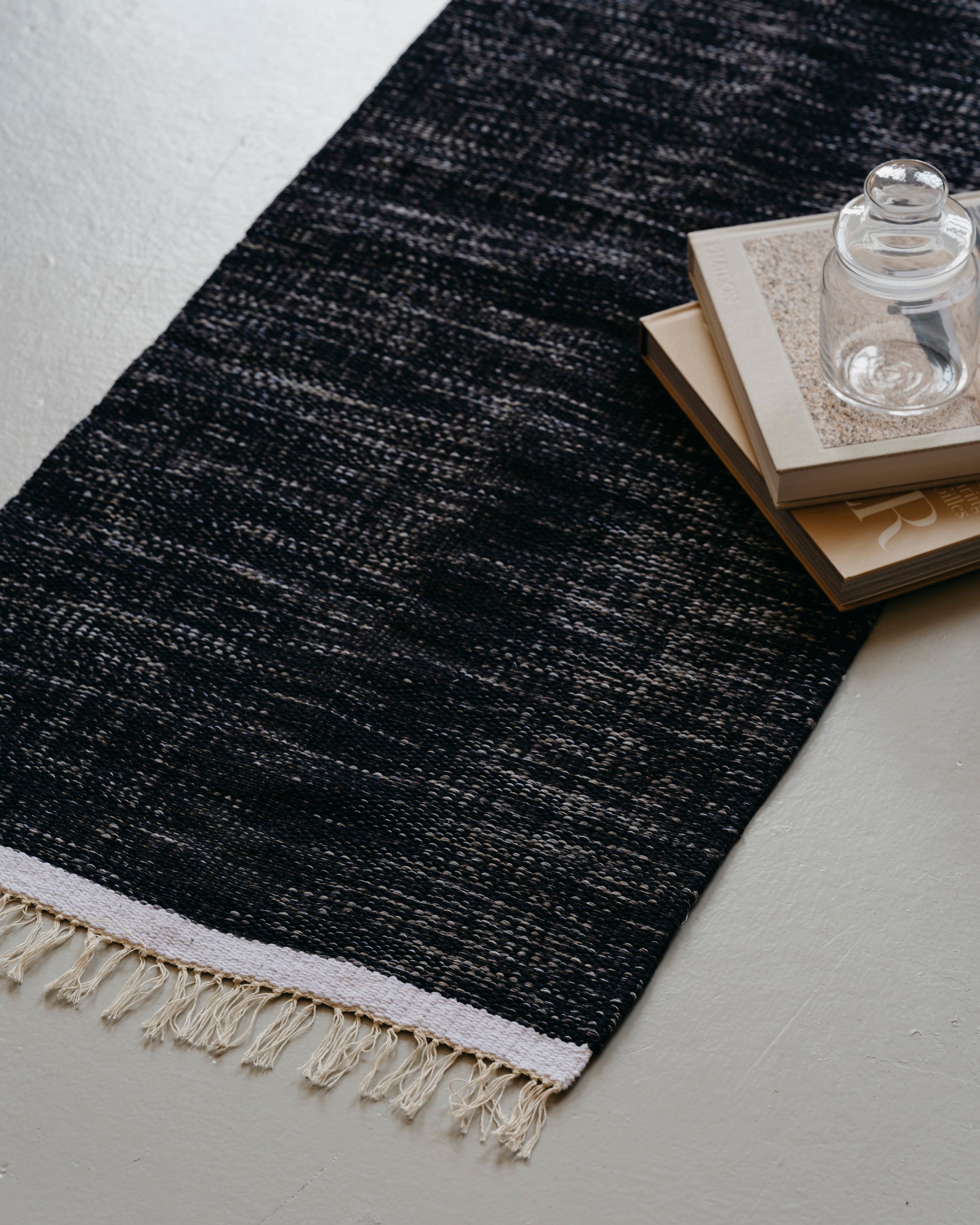 Multicoloured Weave Bathmat / Medium / Navy-Sand
