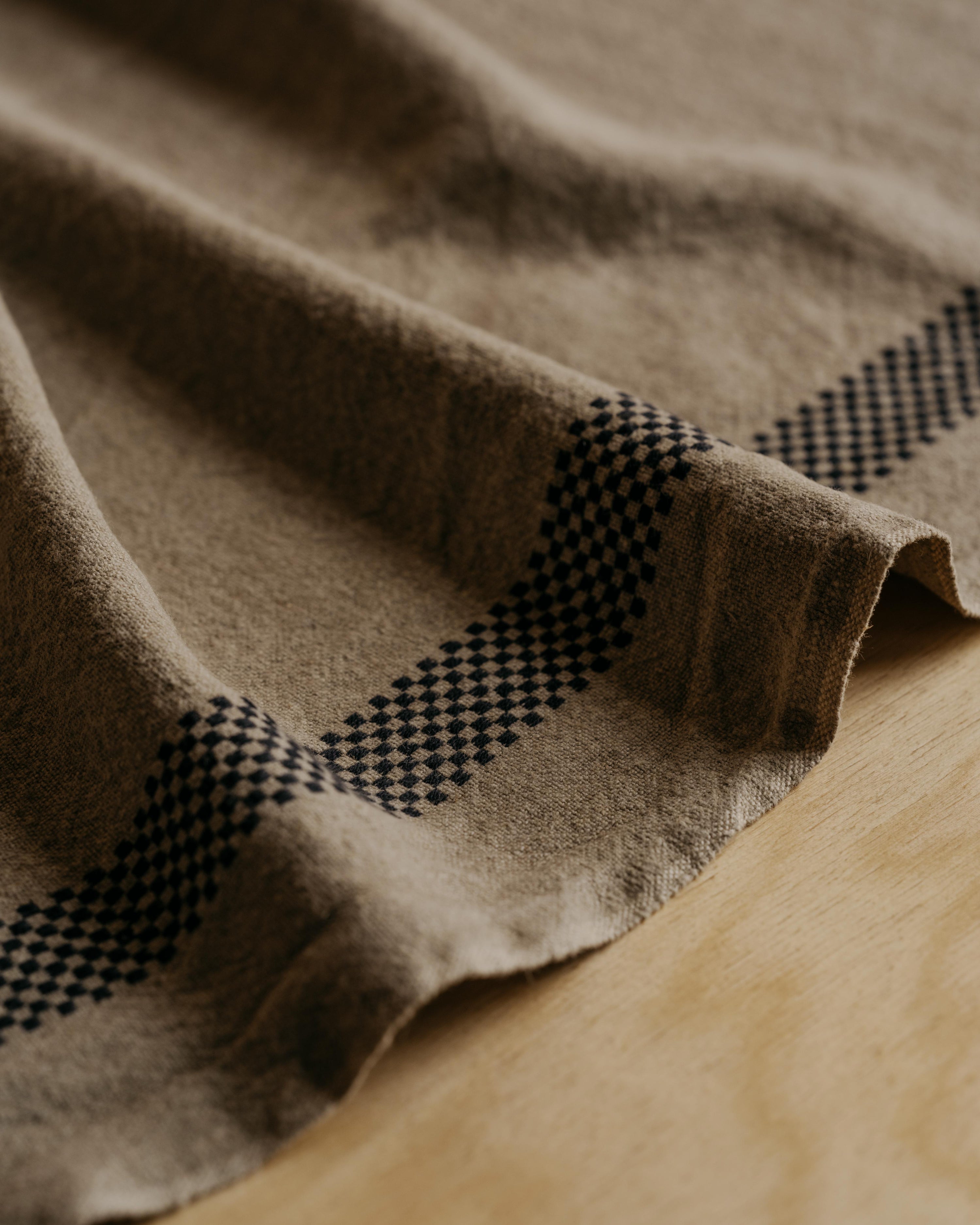 Lustucru Linen Tea Towel