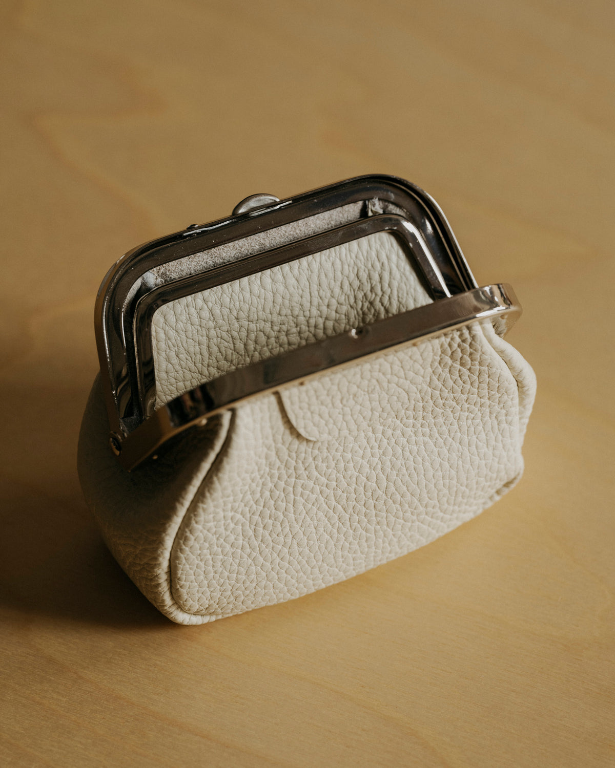 Double Gama Pouch – Sand Beige