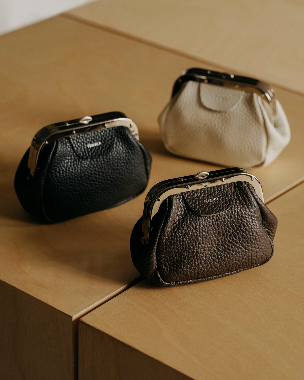 Double Gama Pouch – Dark Brown
