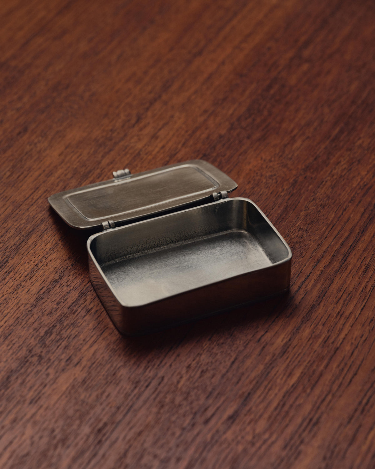 Laurus Pewter Lidded Box – Medium